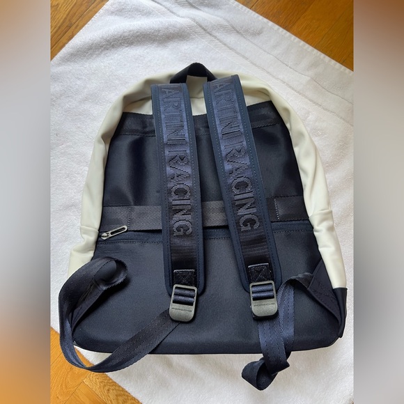 Porsche Martini Racing Backpack - Picture 3 of 11